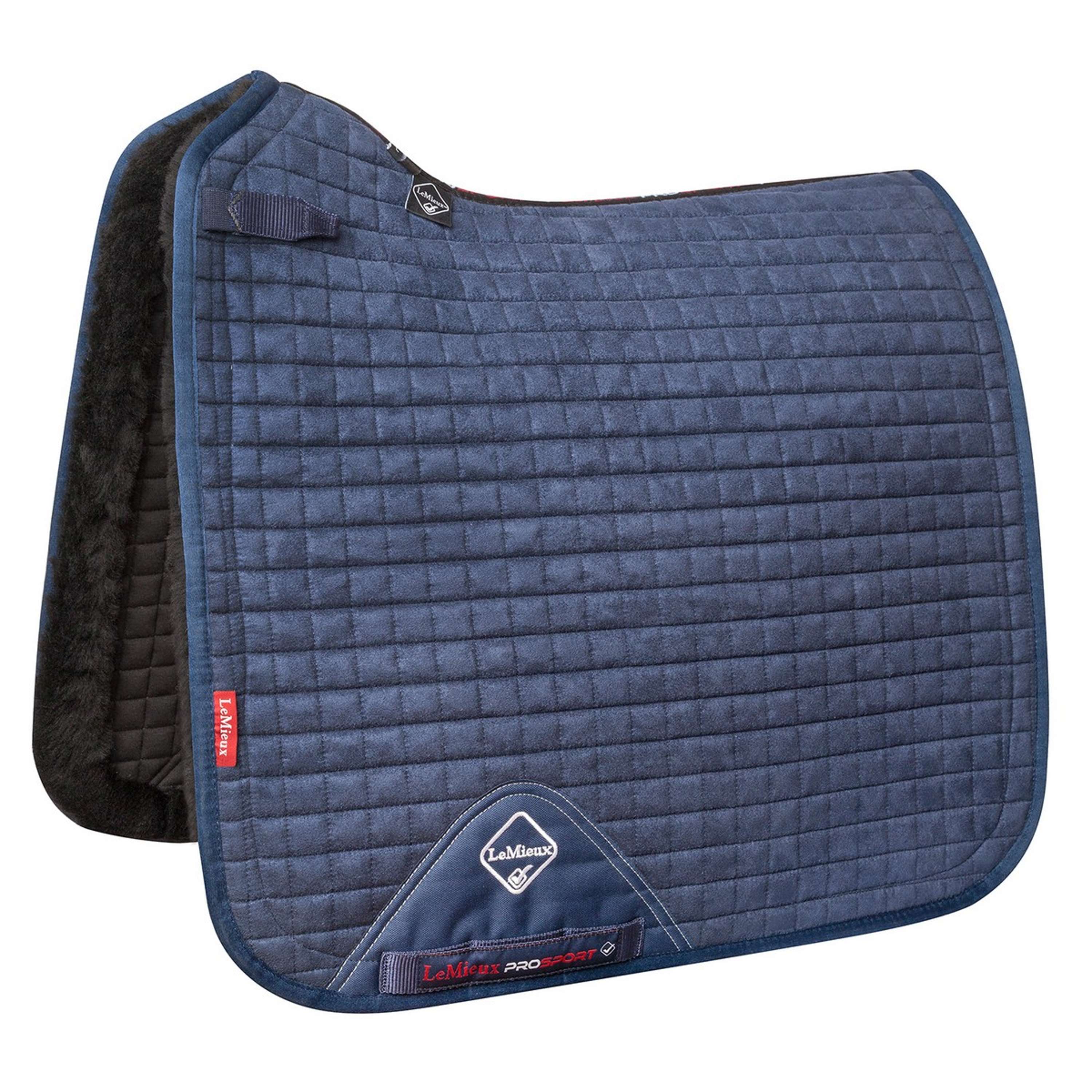 LeMieux Suède vierkant zadeldek voor algemeen gebruik - Engelse zadeldekjes voor paarden - Uitrusting en accessoires voor paardensport (salie - groot) : LeMieux LeMieux Suède vierkant zadeldek voor algemeen gebruik - Engelse zadeldekjes voor paarden - Uitrusting en accessoires voor paardensport (salie - groot) : LeMieux