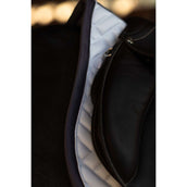 Equestrian Stockholm Zadeldekje Modern Springen Wit/Dark Violet Equestrian Stockholm Zadeldekje Modern Springen Wit/Dark Violet