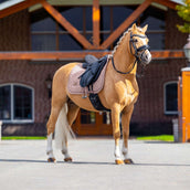 Equestrian Stockholm Zadeldekje Modern Dressuur Midsummer Blush Equestrian Stockholm Zadeldekje Modern Dressuur Midsummer Blush