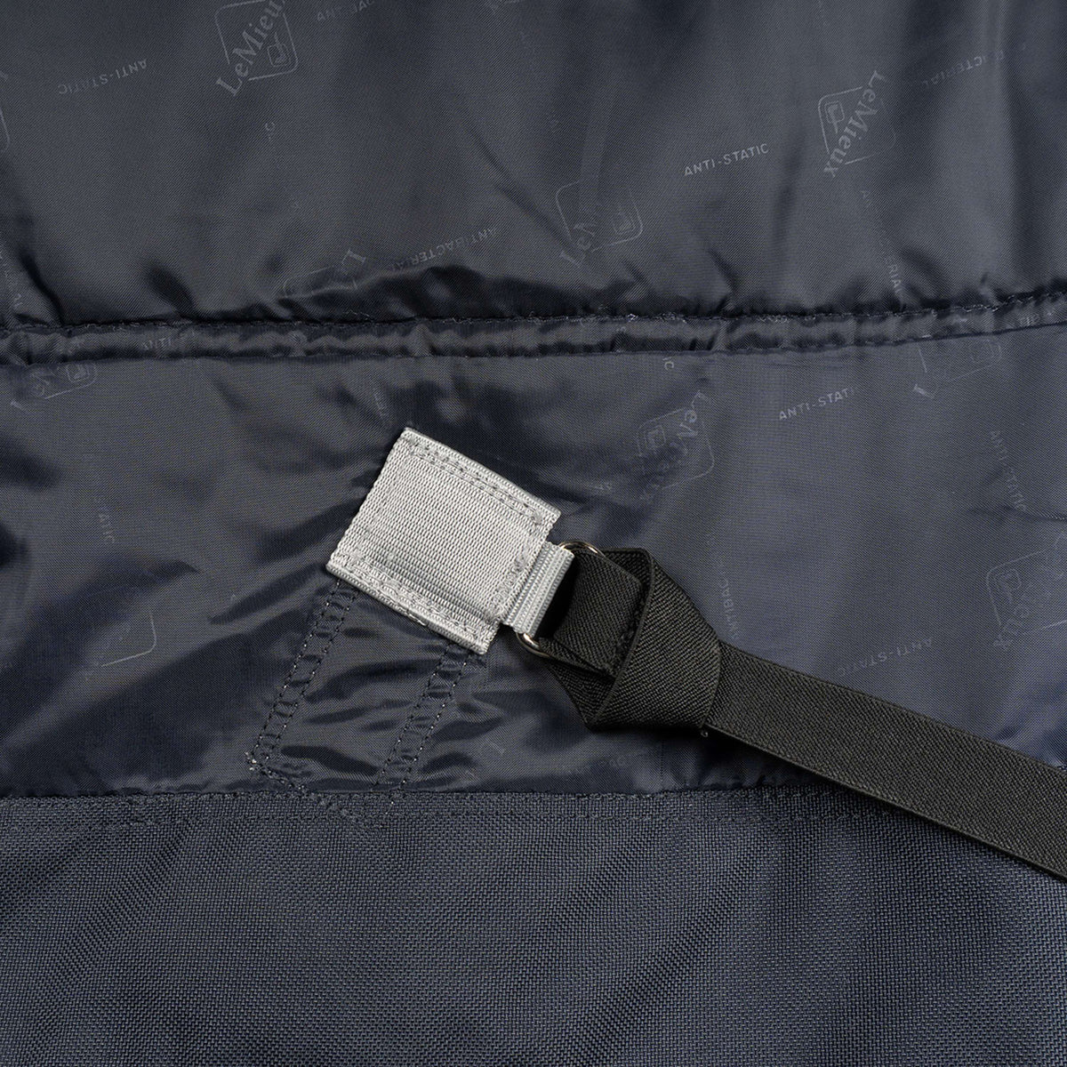 LeMieux Deken Arika Storm-Tek Turnout 200g Navy