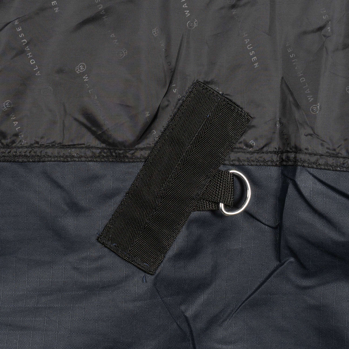 Waldhausen Outdoordeken Nordic High Neck Light 0g Nachtblauw