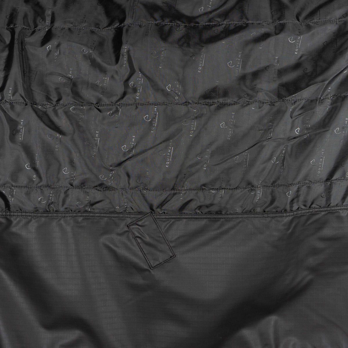 EQUITHÈME Outdoordeken Tyrex 600D Standard 150g Zwart