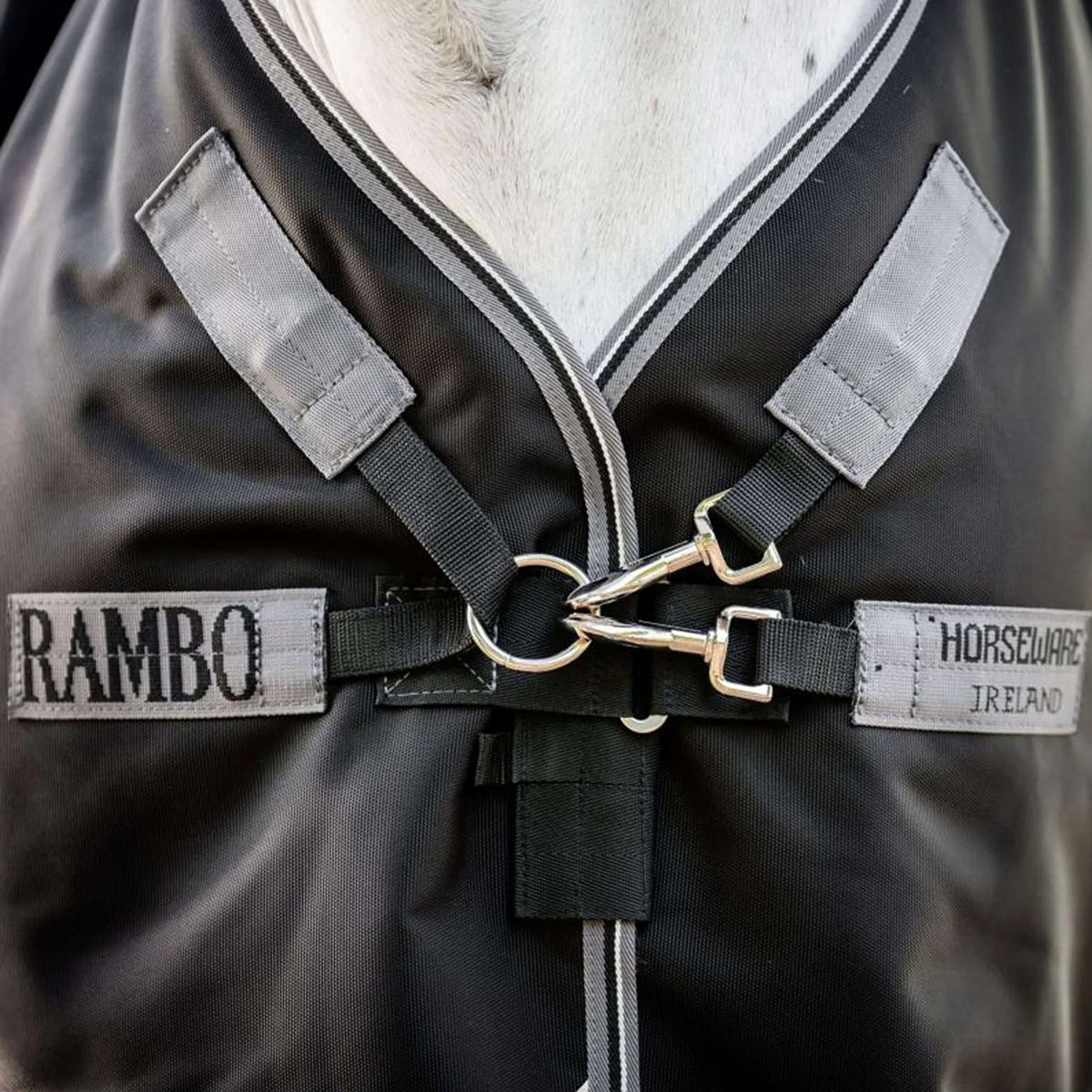 Rambo Turnout 1680D 50g Black/Thunderstorm Grey/Silver