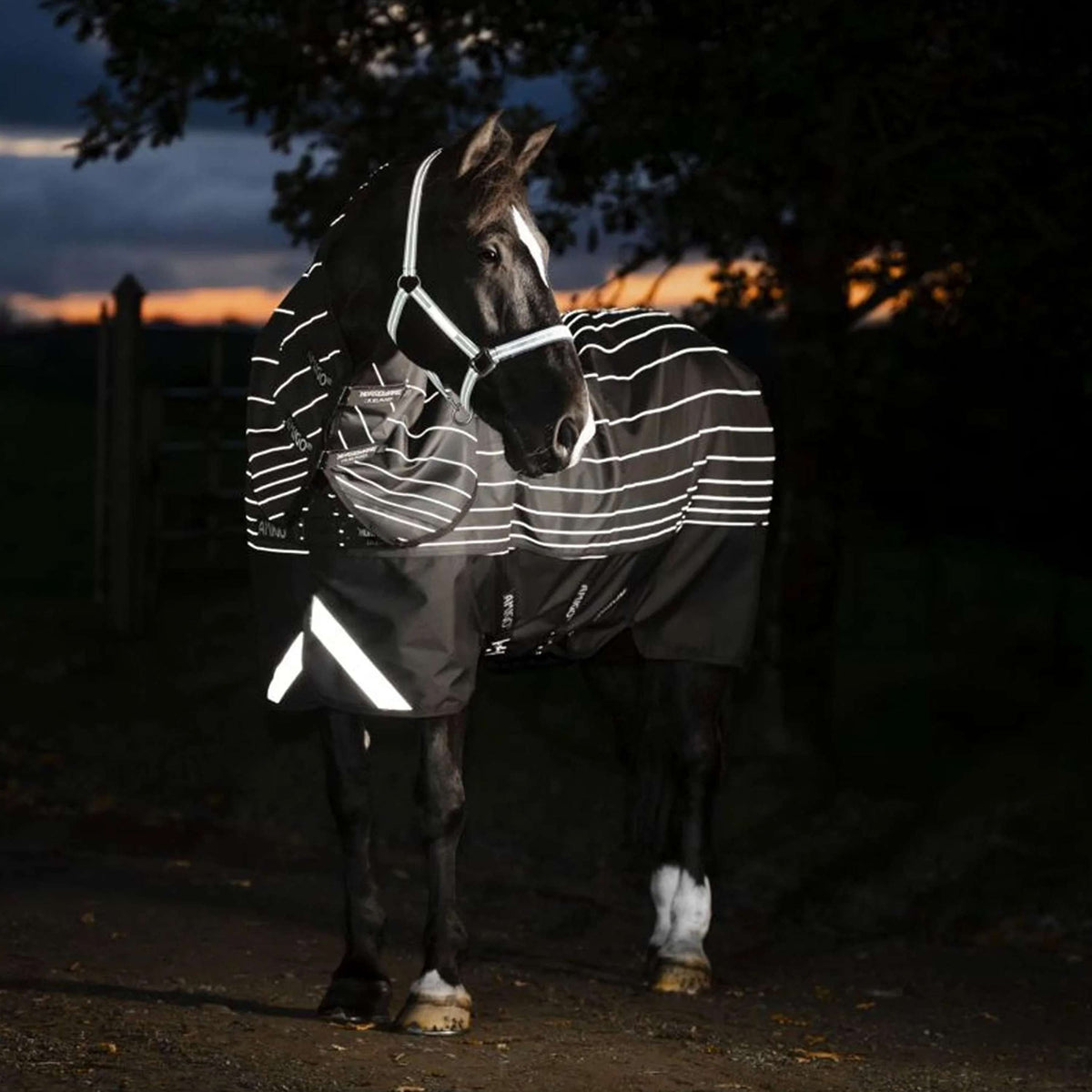 Amigo Turnout Rug FieldSafe Reflectech Plus 1200D 50g Black/Reflective/Black