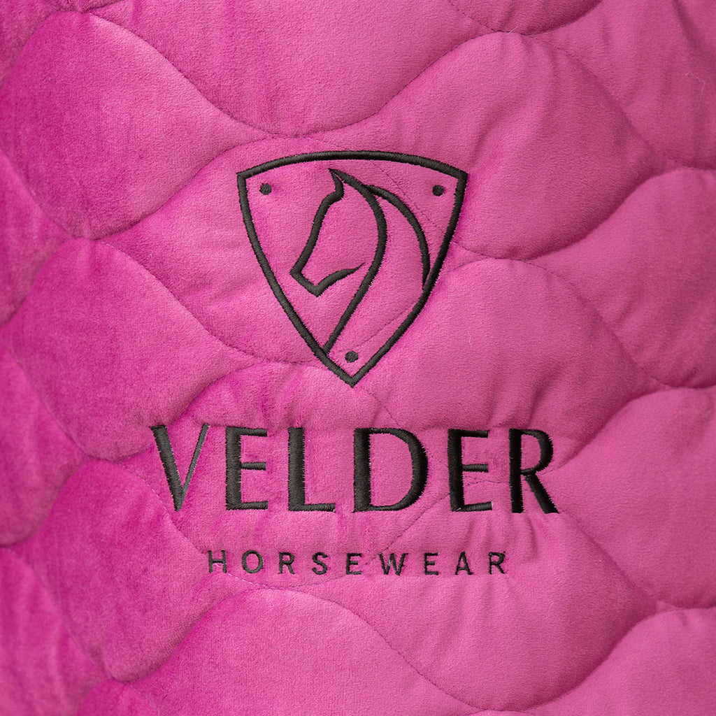 Velder Horsewear Premium Showdeken Satin Glow Dutch Raspberry