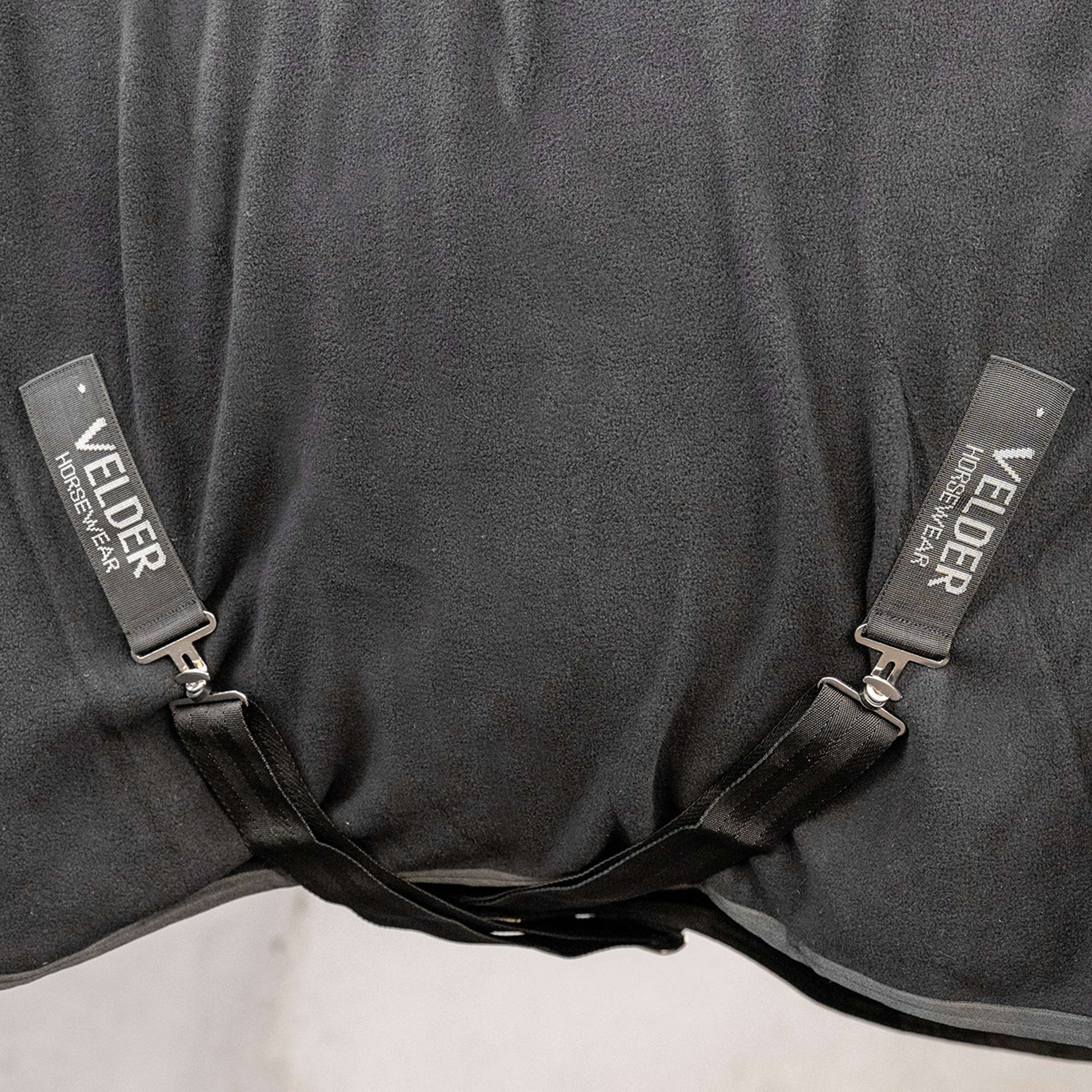 Velder Horsewear Essentials Fleecedeken Comfy met Hals Zwart