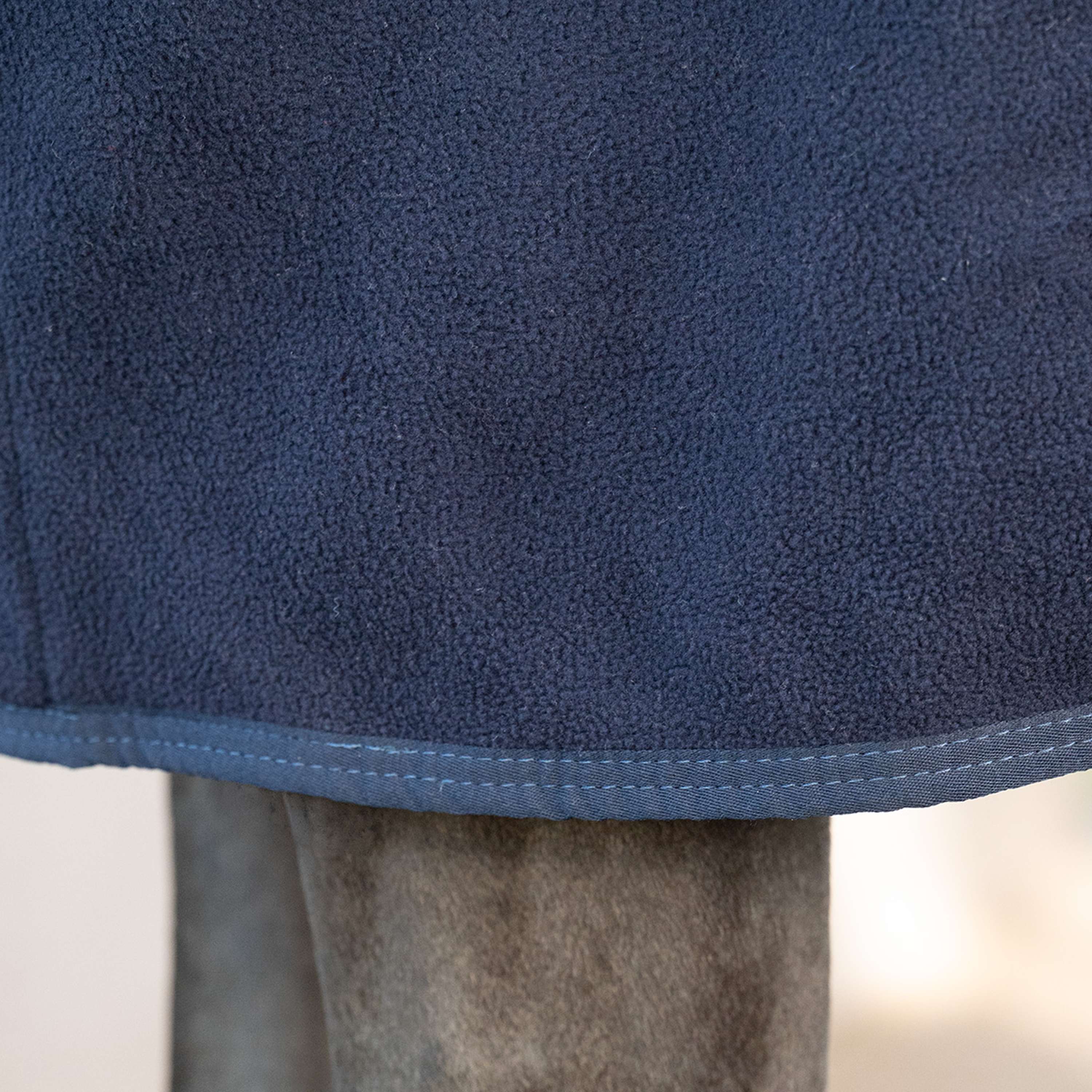 Velder Horsewear Essentials Fleecedeken Comfy met Hals Navy