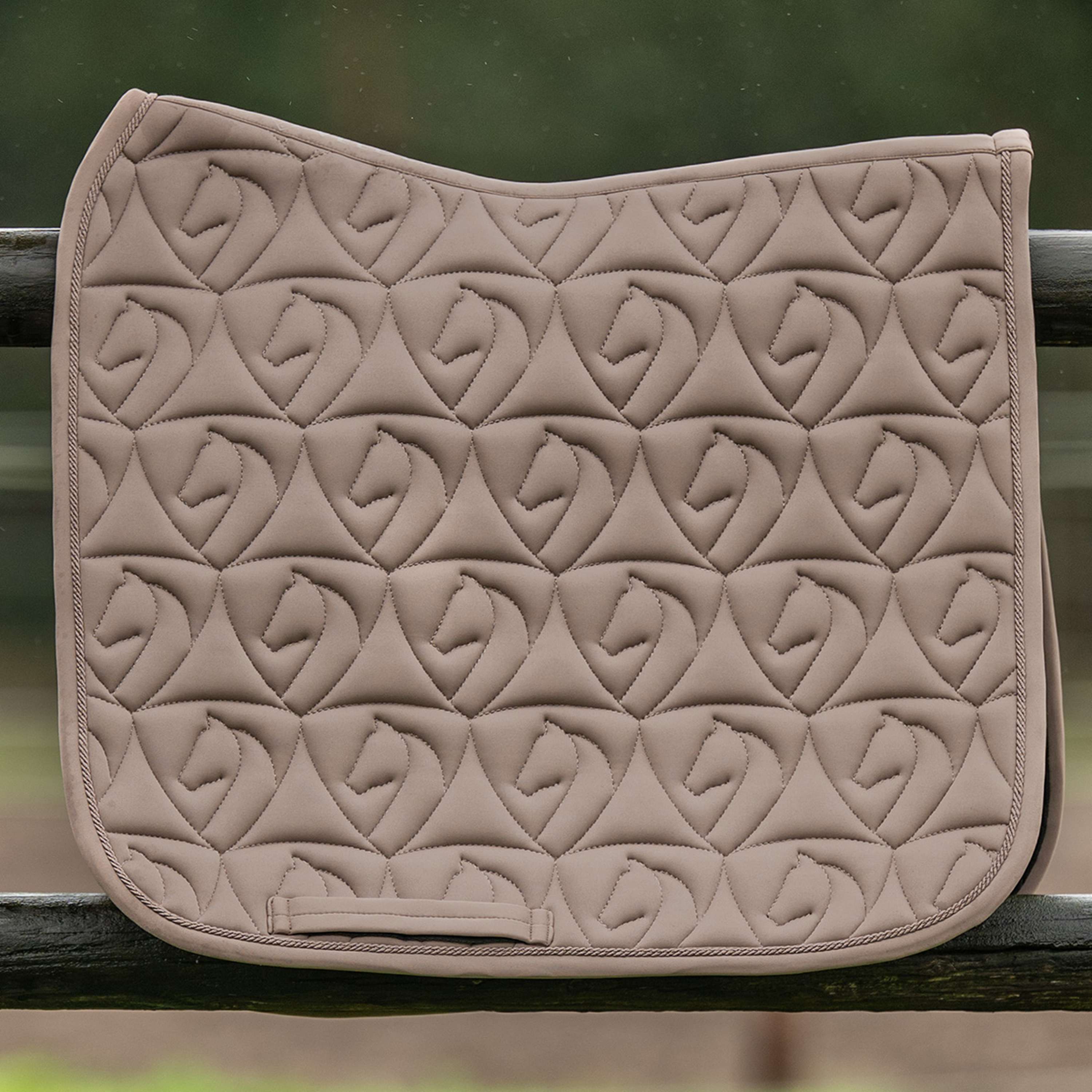 Velder Horsewear Zadeldekje Unibeau Dressuur Taupe
