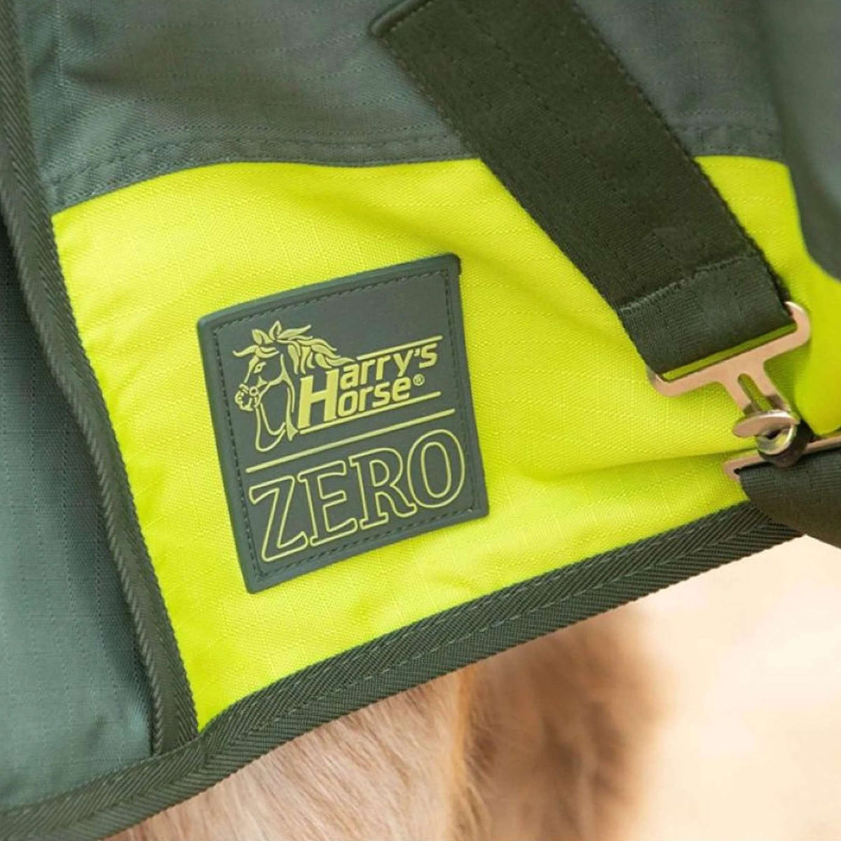 Harry's Horse Regendeken STOUT! Lime 0g Legergroen