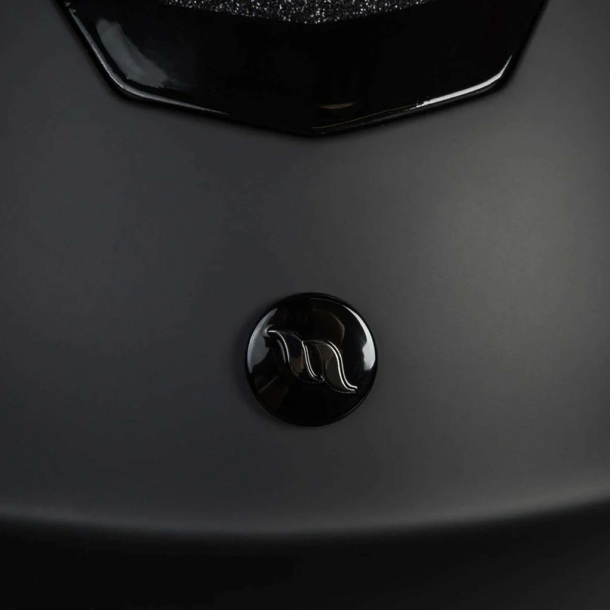 Back on Track Cap Caracas Mips Zwart