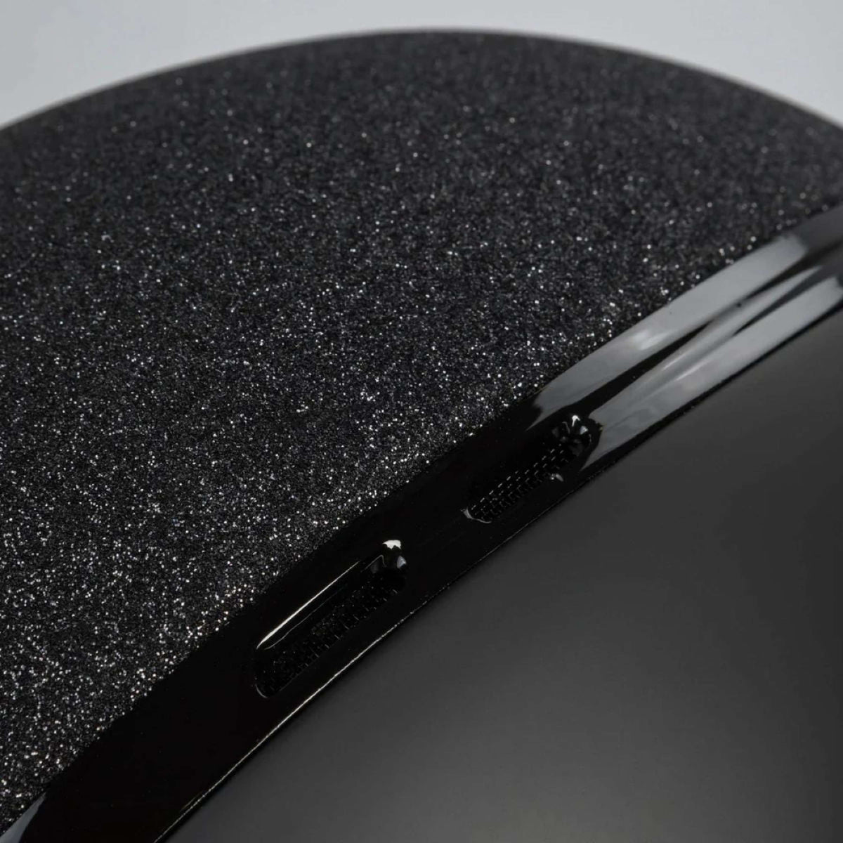 Back on Track Cap Caracas Mips Zwart