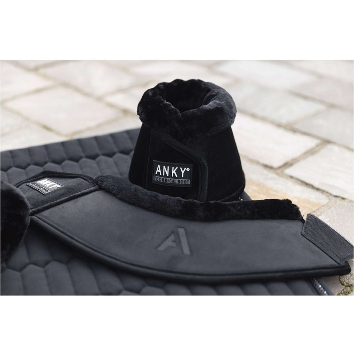 ANKY Springschoenen Velvet Fur ATB242004 Zwart