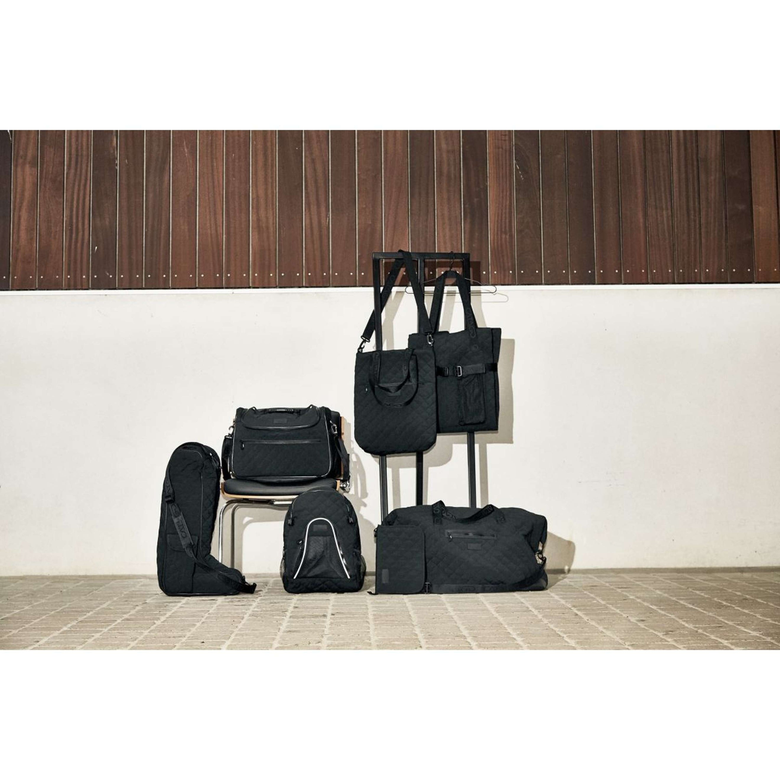 Catago Paardenpaspoort Tasje Zwart Catago Paardenpaspoort Tasje Zwart