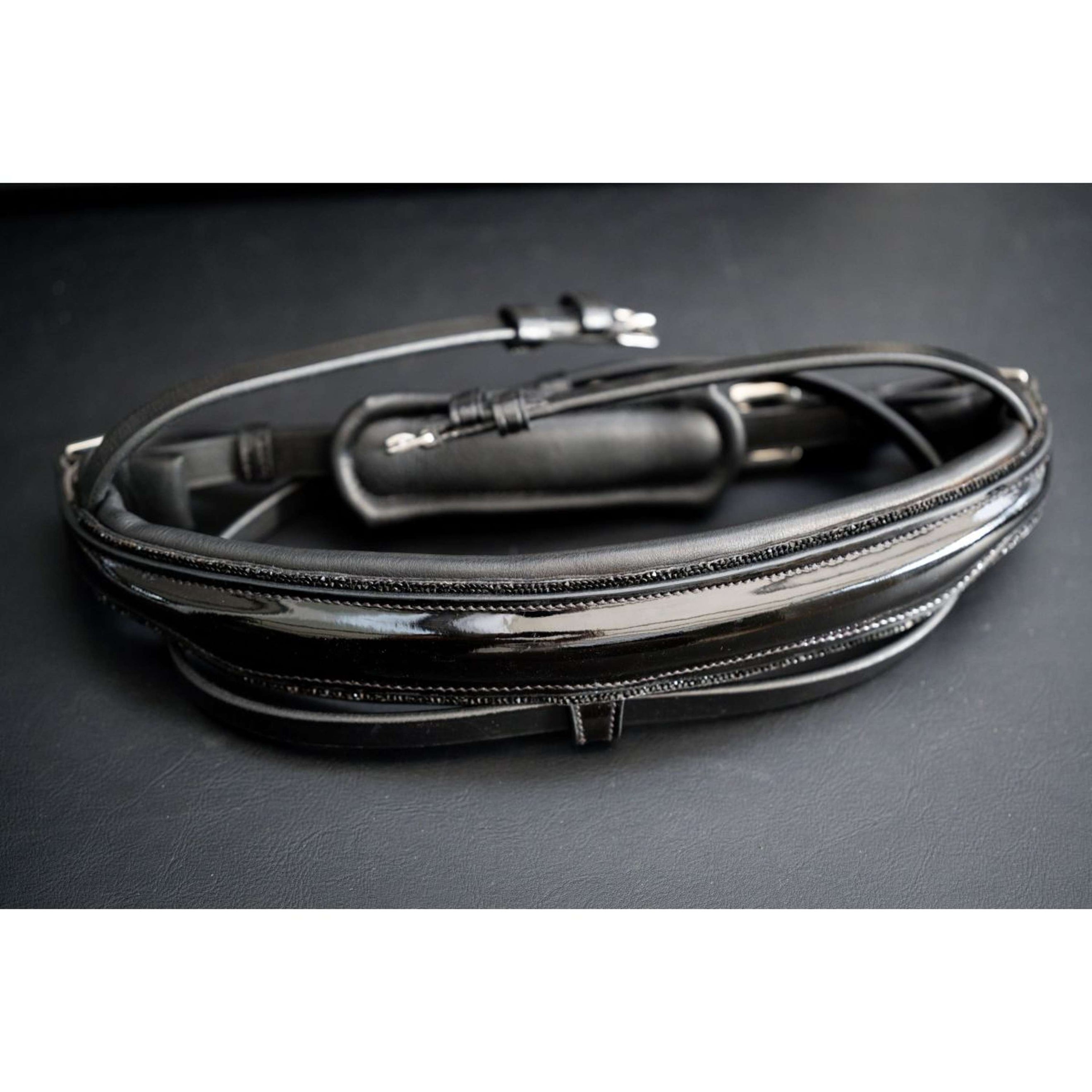 HB Anatomische neusriem Showtime Lak Glitter/Zwart HB Anatomische neusriem Showtime Lak Glitter/Zwart