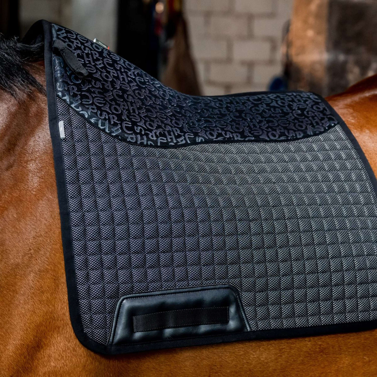 Horseware Zadeldekje Comfort Tech Dressuur Zwart