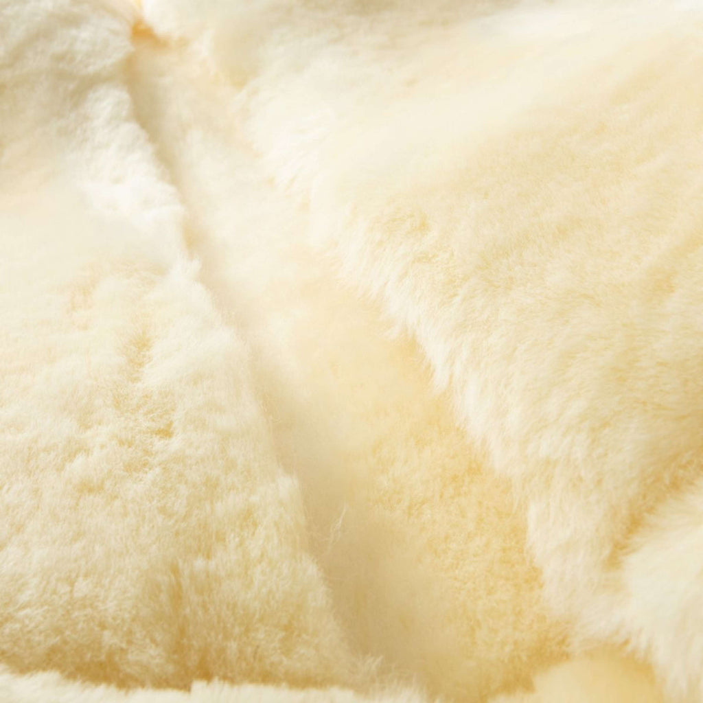 Kavalkade Zadelonderlegger met Lamsvacht Zwart/Naturel