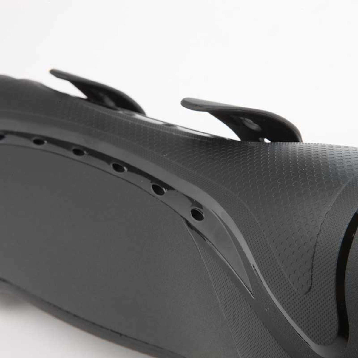 Kavalkade Peesbeschermers Compete Zwart