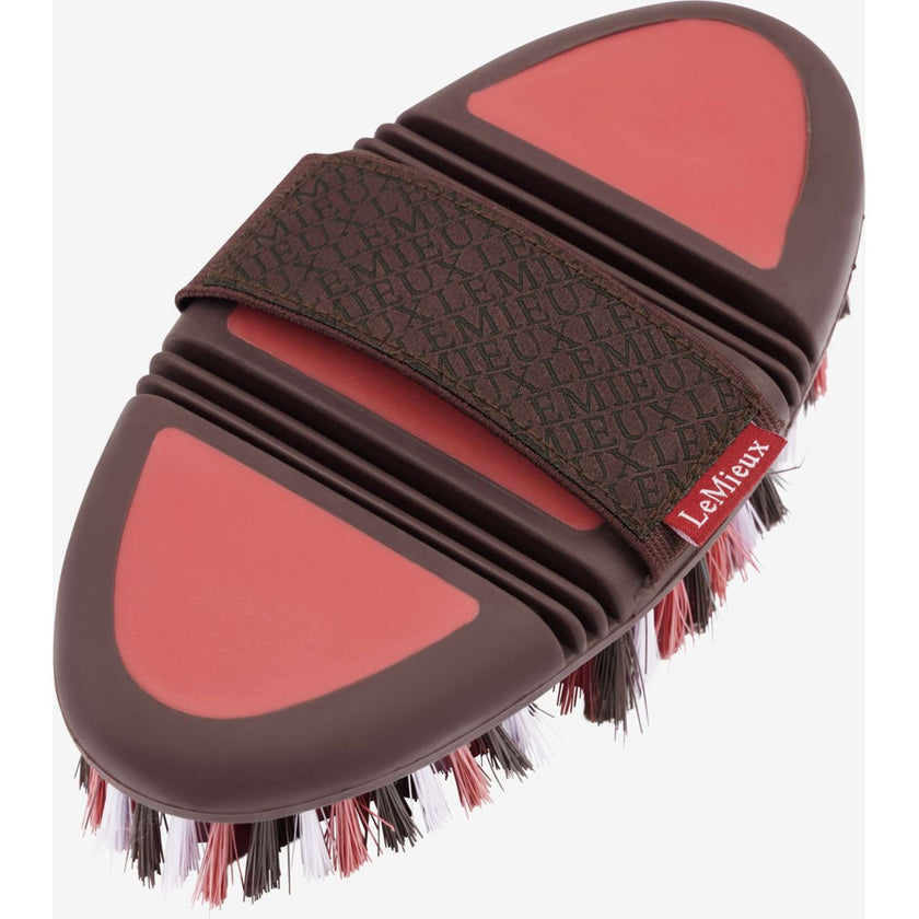 LeMieux Borstel Flexi Soft Cranberry LeMieux Borstel Flexi Soft Cranberry