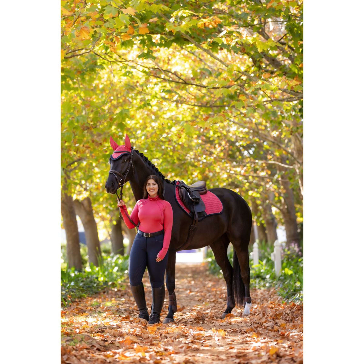 LeMieux Zadeldekje Suede Springen Cranberry