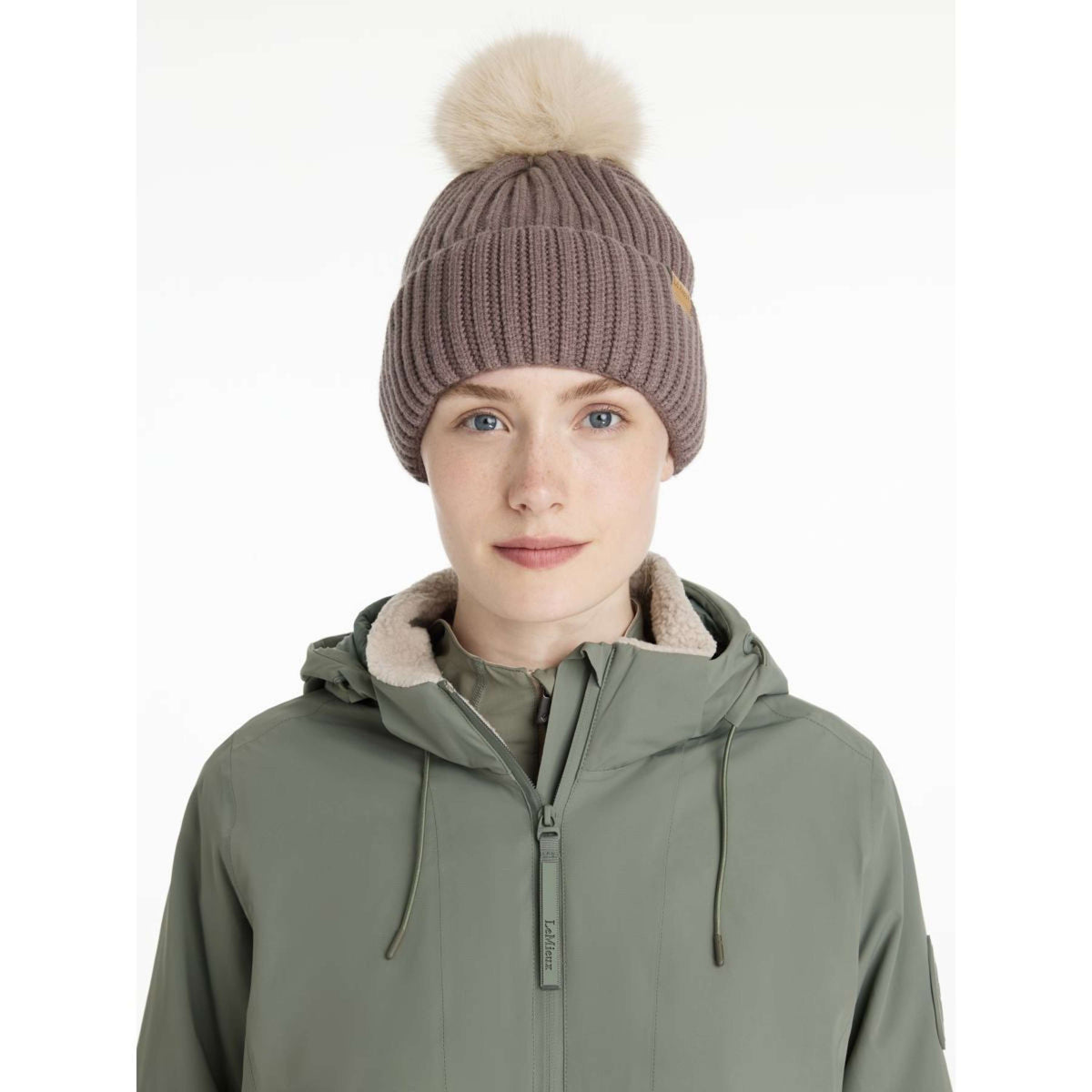 LeMieux Beanie Clara Rib Walnut