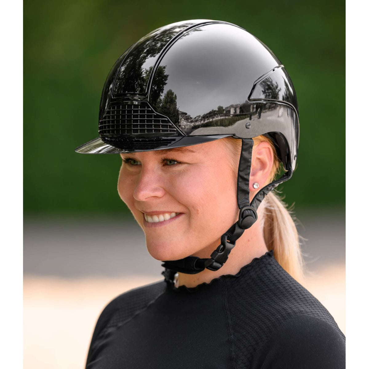 Swing Cap H24 Glossy Zwart
