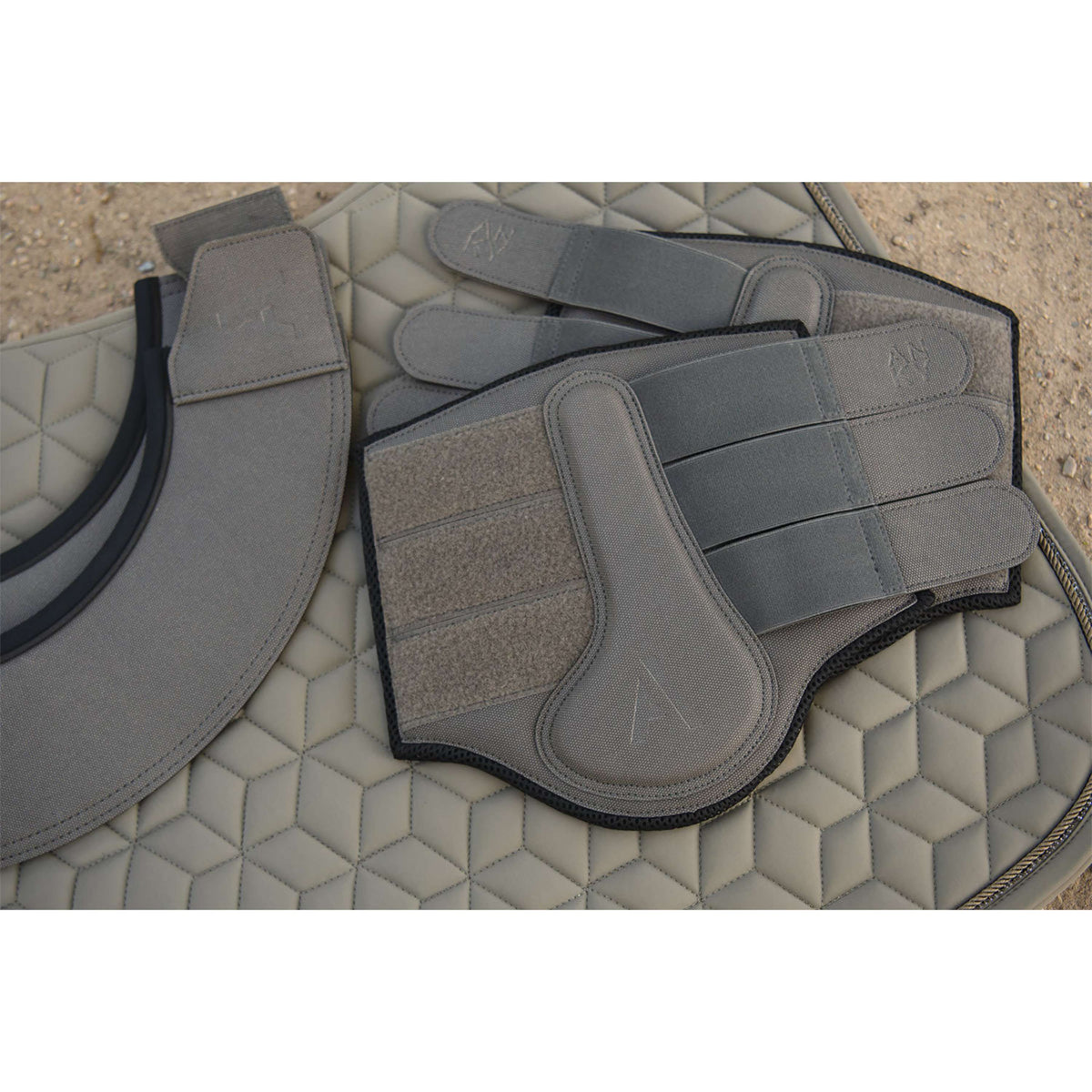 ANKY Zadeldekje Vivacity XB261112 Veelzijdigheid Bungee Cord