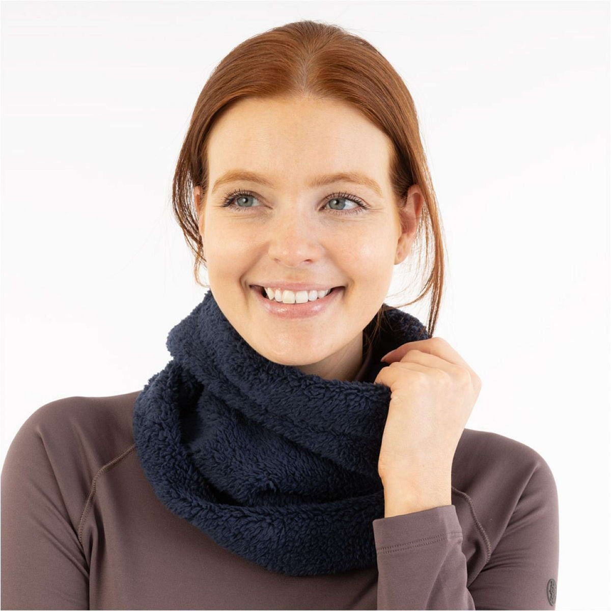 BR Nekwarmer AW25 Joah Navy Blazer