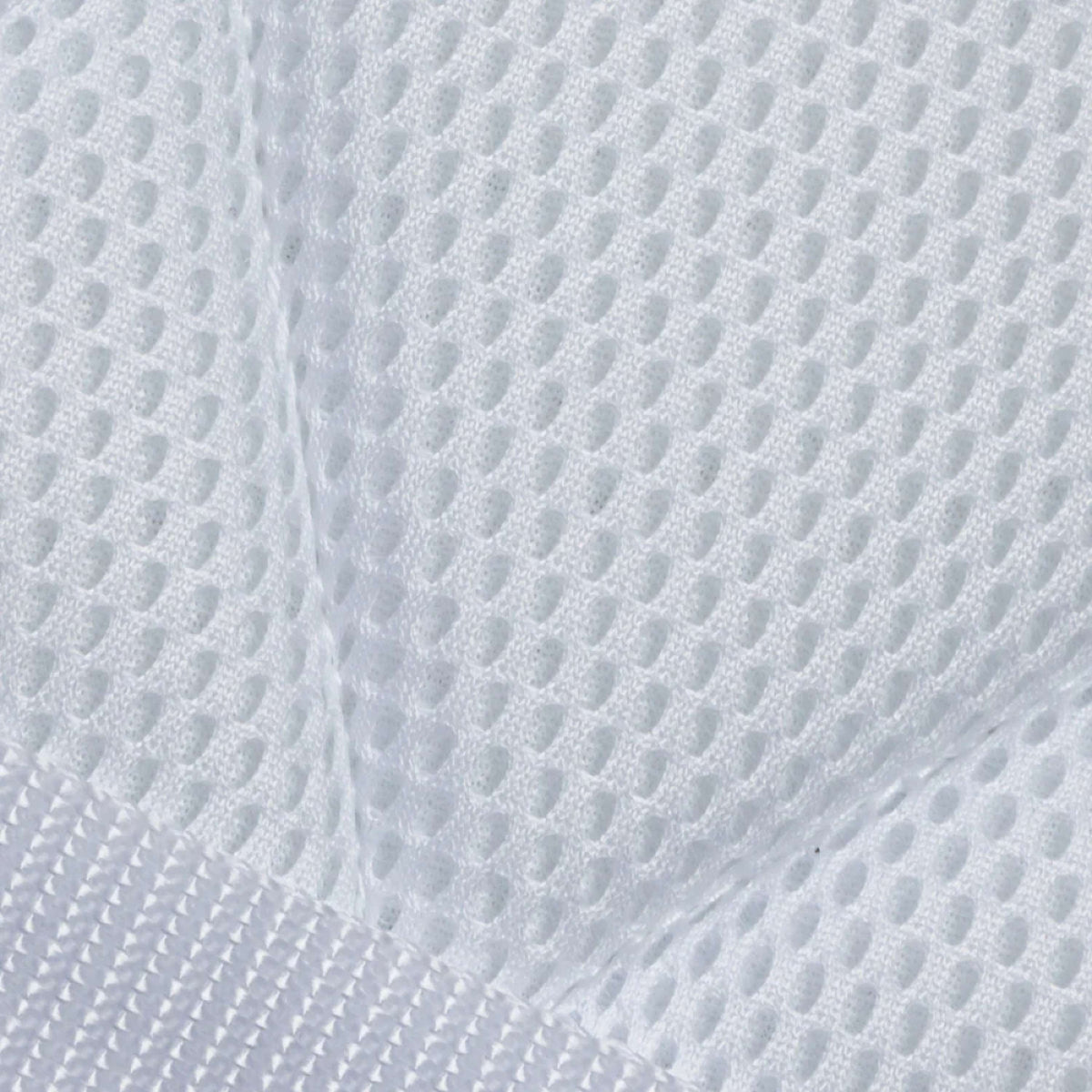 Back on Track Zadeldekje Airflow Dressuur Wit.