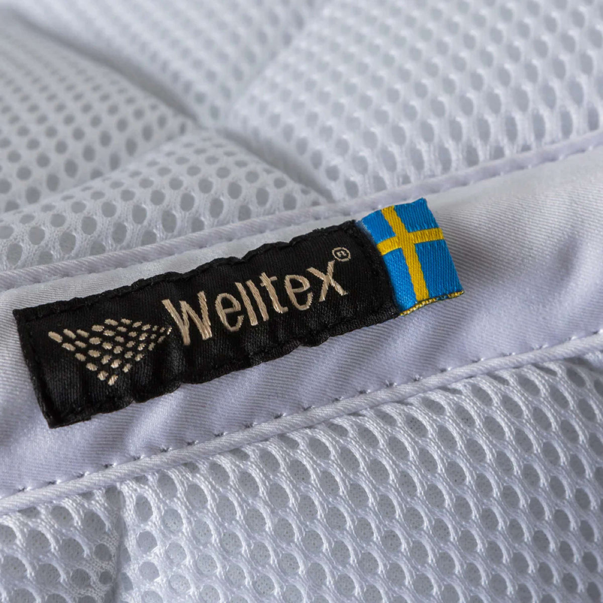 Back on Track Zadeldekje Airflow Springen Wit.