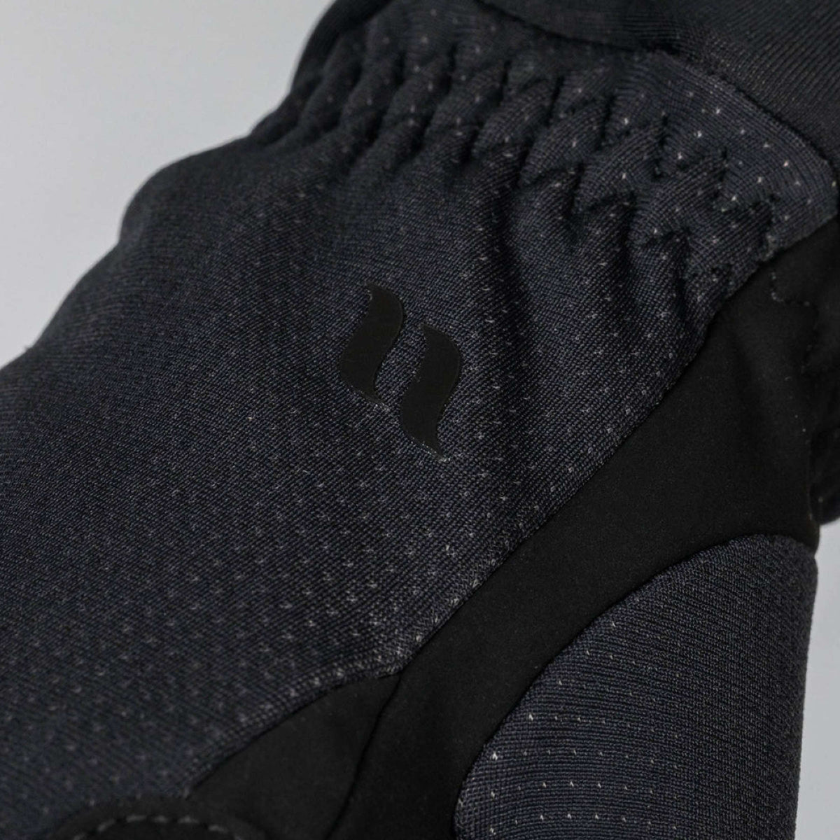 Back on Track Handschoenen Outback Velvet Grip Zwart.