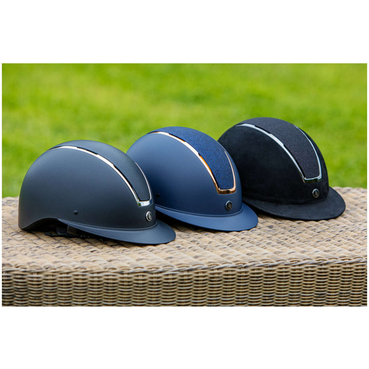 BR Cap Omega painted Zwart/Chroom