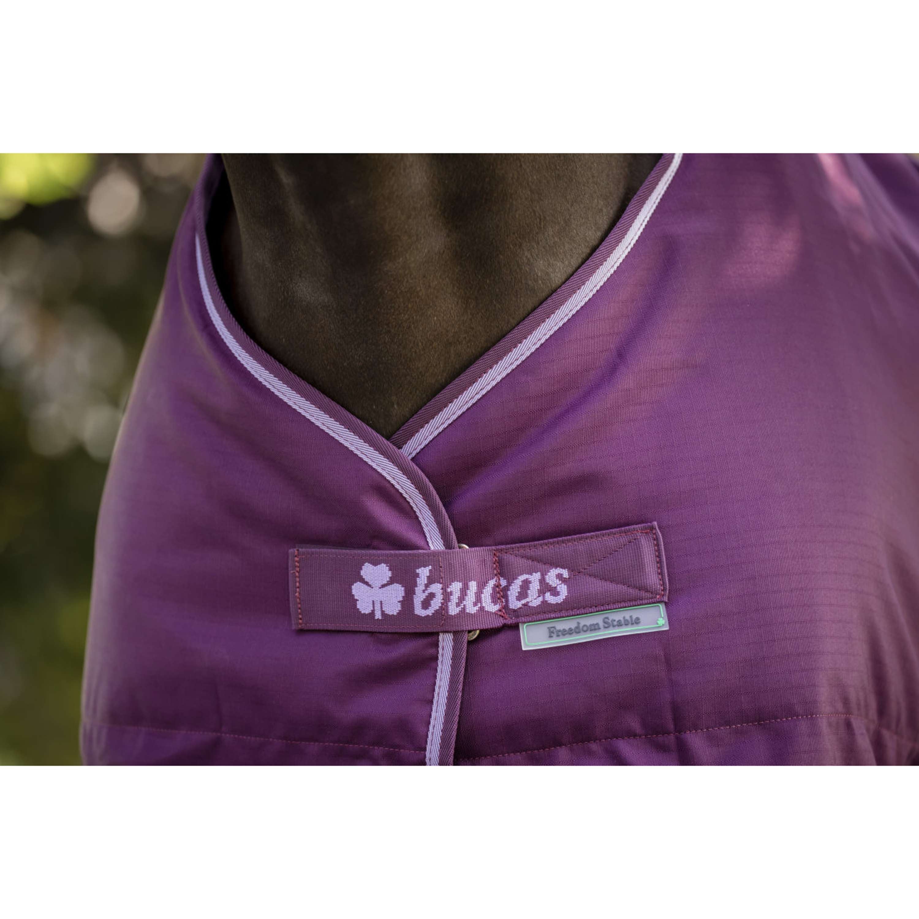 Bucas Freedom Staldeken 150g Blackberry