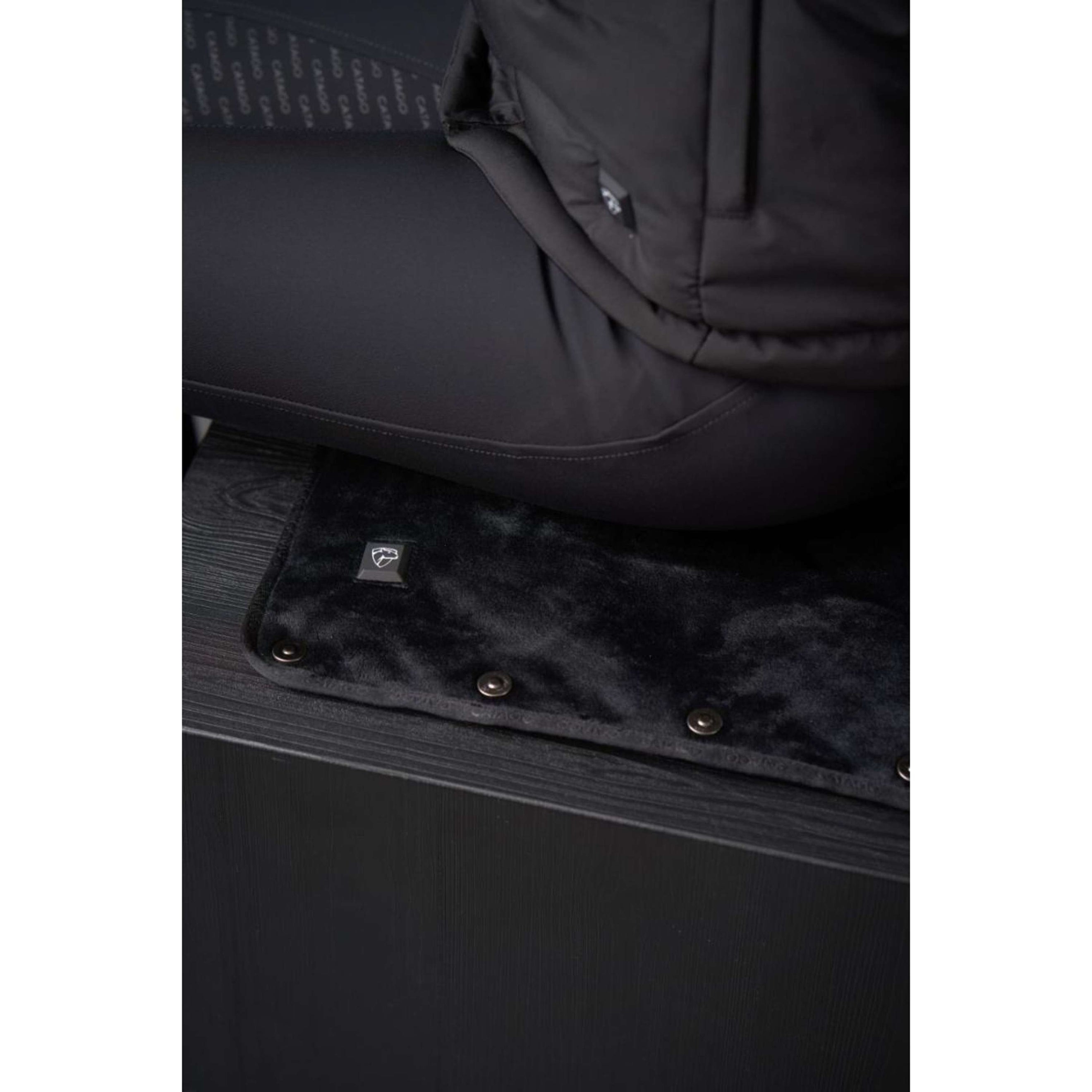 Catago Verwarmd Kussen Heated Zwart