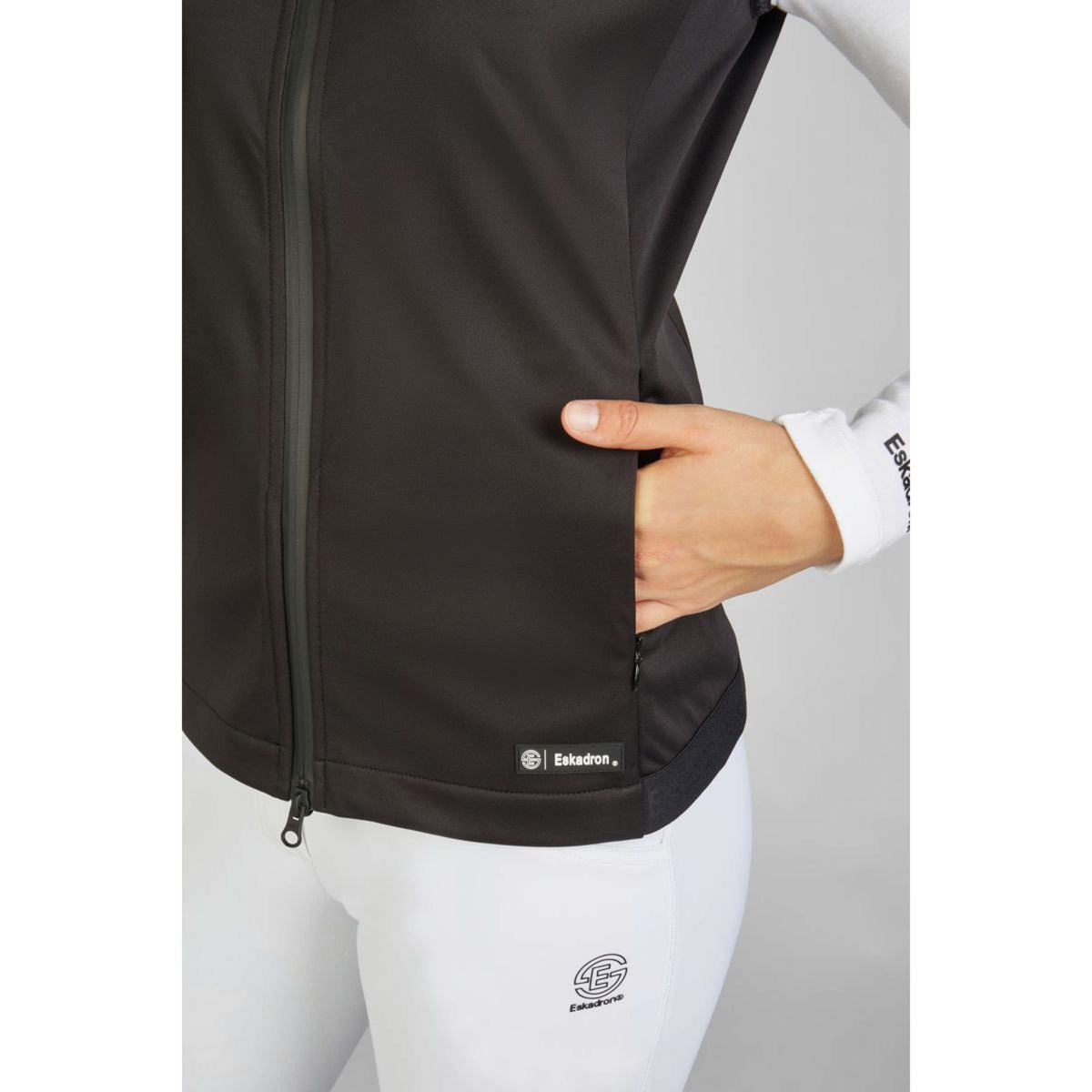 Eskadron Bodywarmer Dynamic Zwart