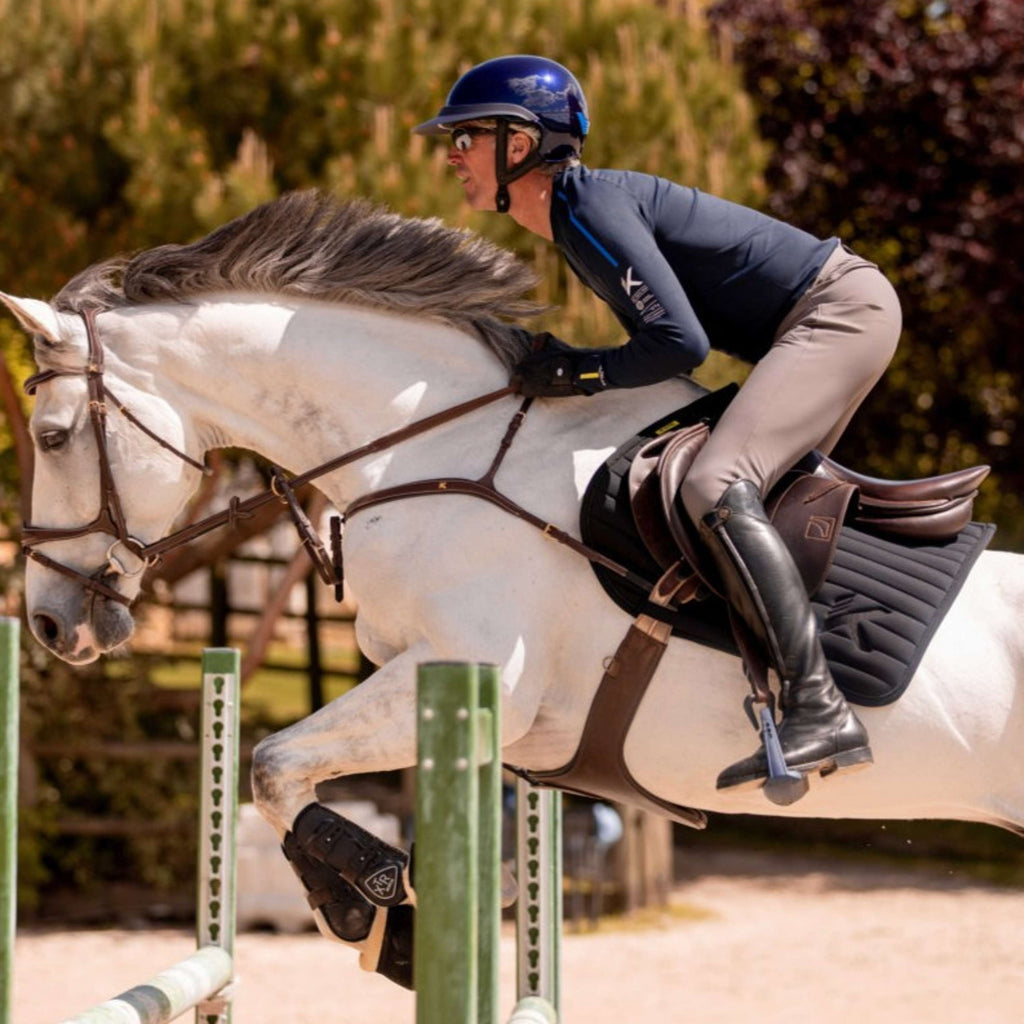 K by EQUITHÈME Zadeldekje Triton Springen Zwart