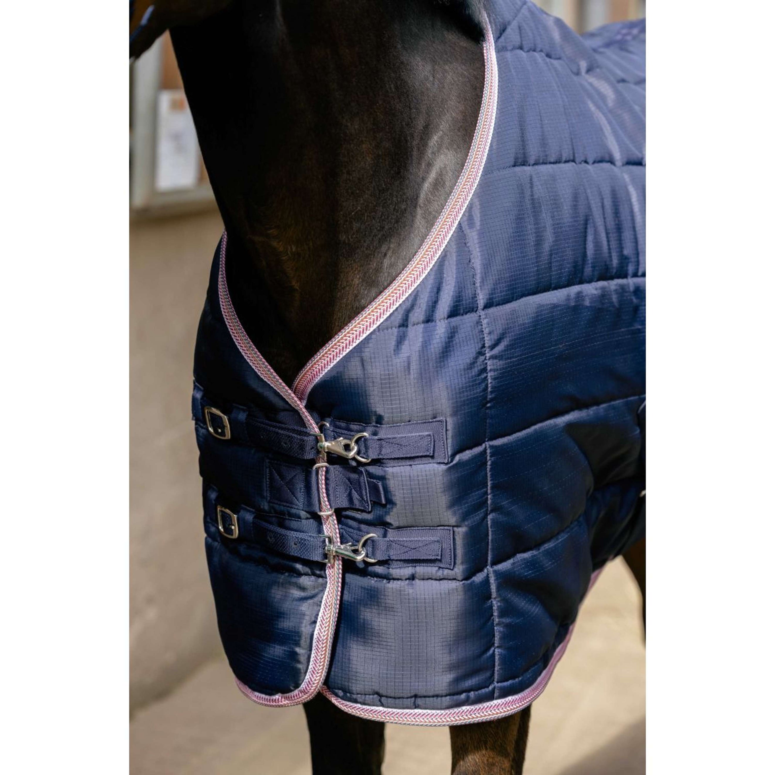 EQUITHÈME Staldeken Aztec 50gr Navy EQUITHÈME Staldeken Aztec 50gr Navy