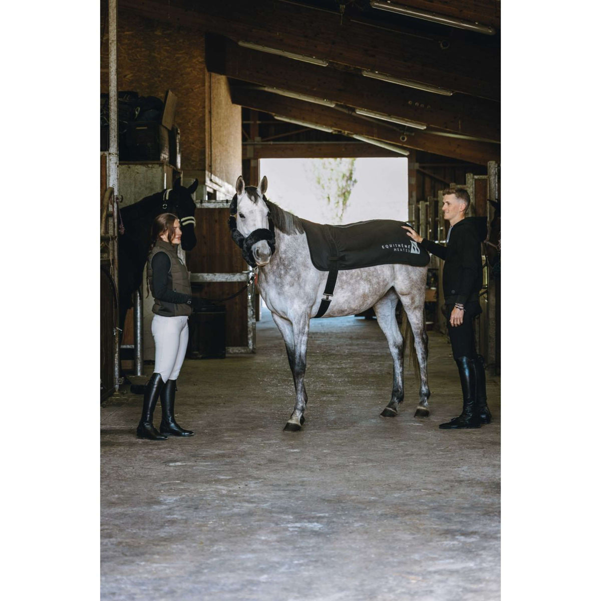 EQUITHÈME Uitrijdeken Warmer Zwart