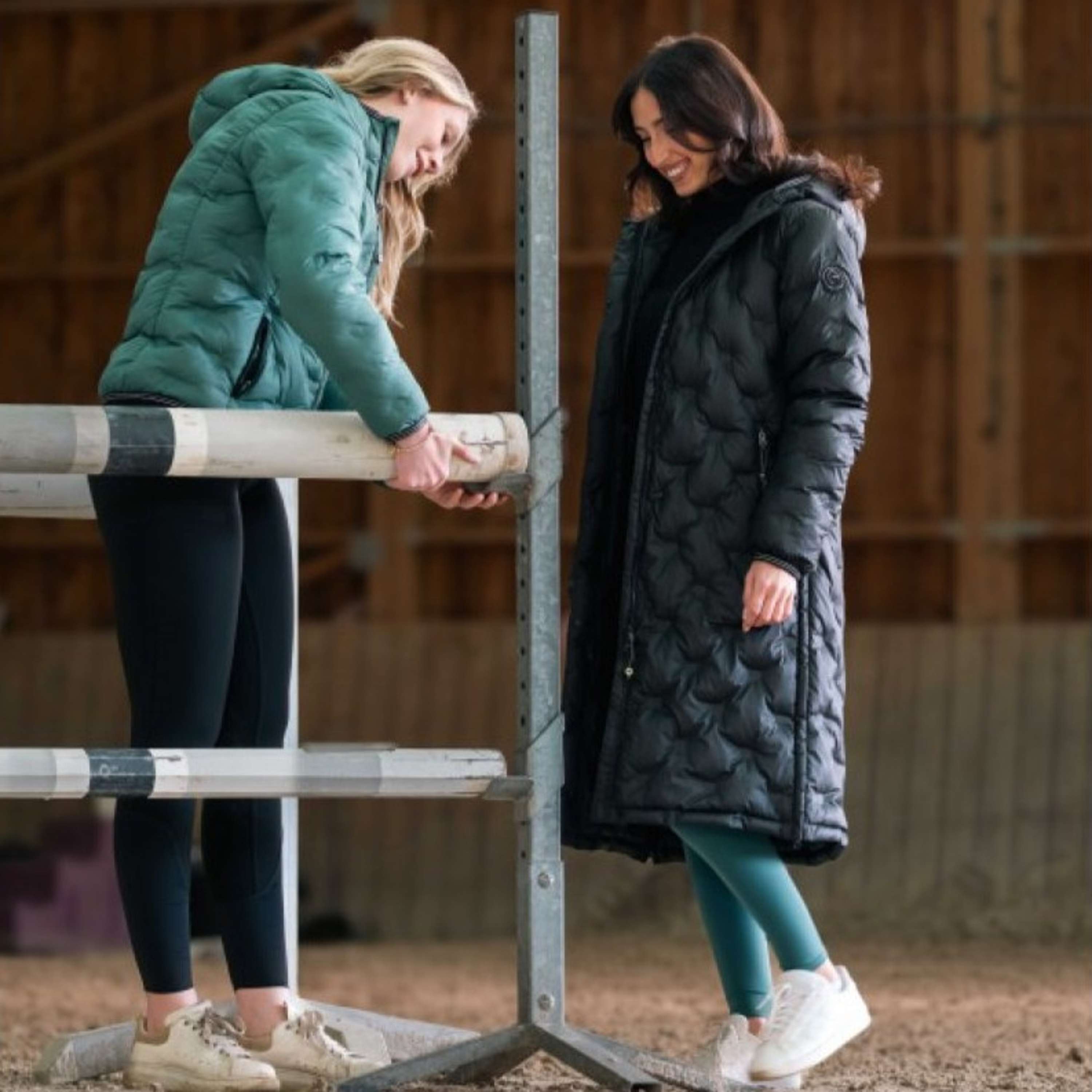 EQUITHÈME Lange Jas Doris Zwart