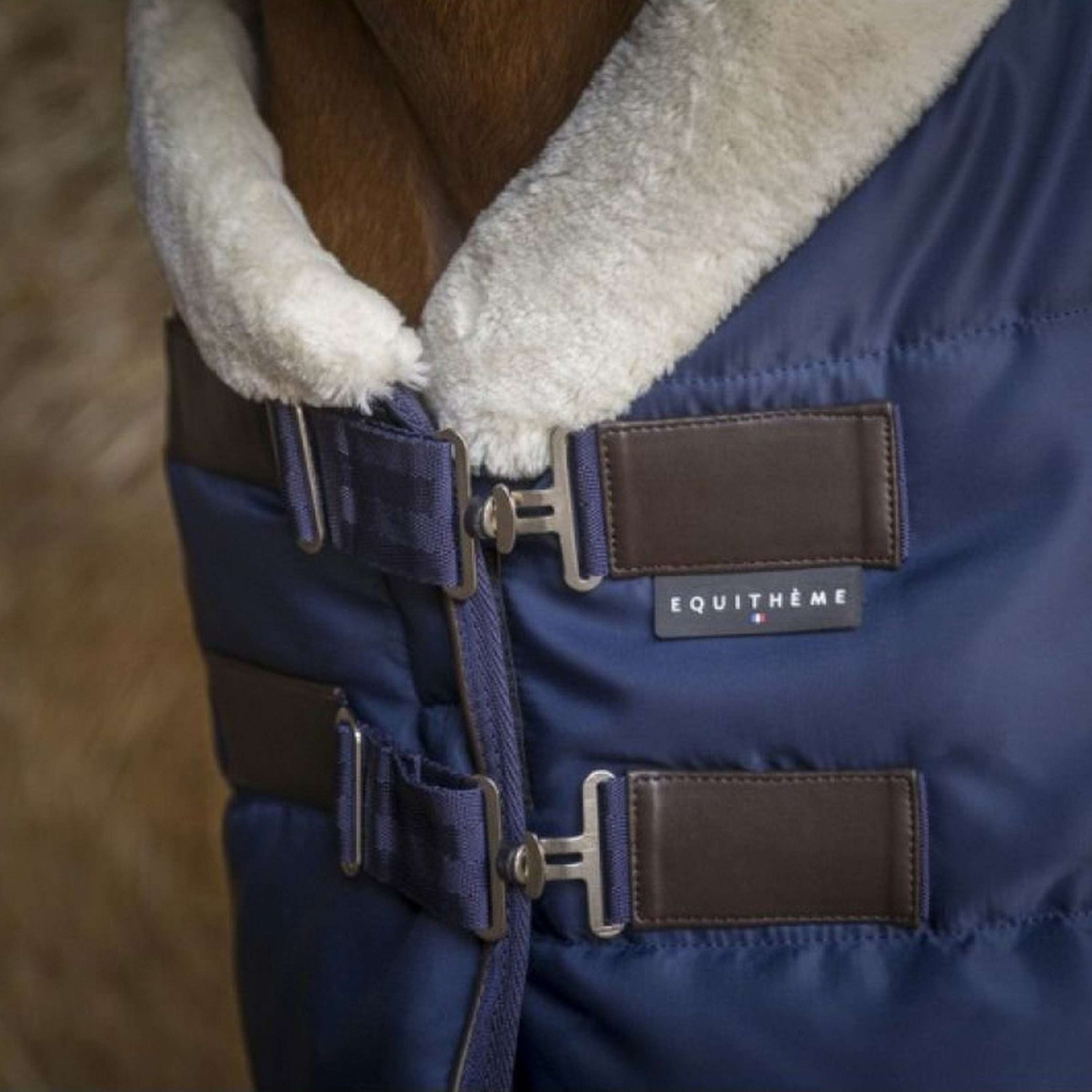 EQUITHÈME Staldeken Teddy 200g Navy EQUITHÈME Staldeken Teddy 200g Navy