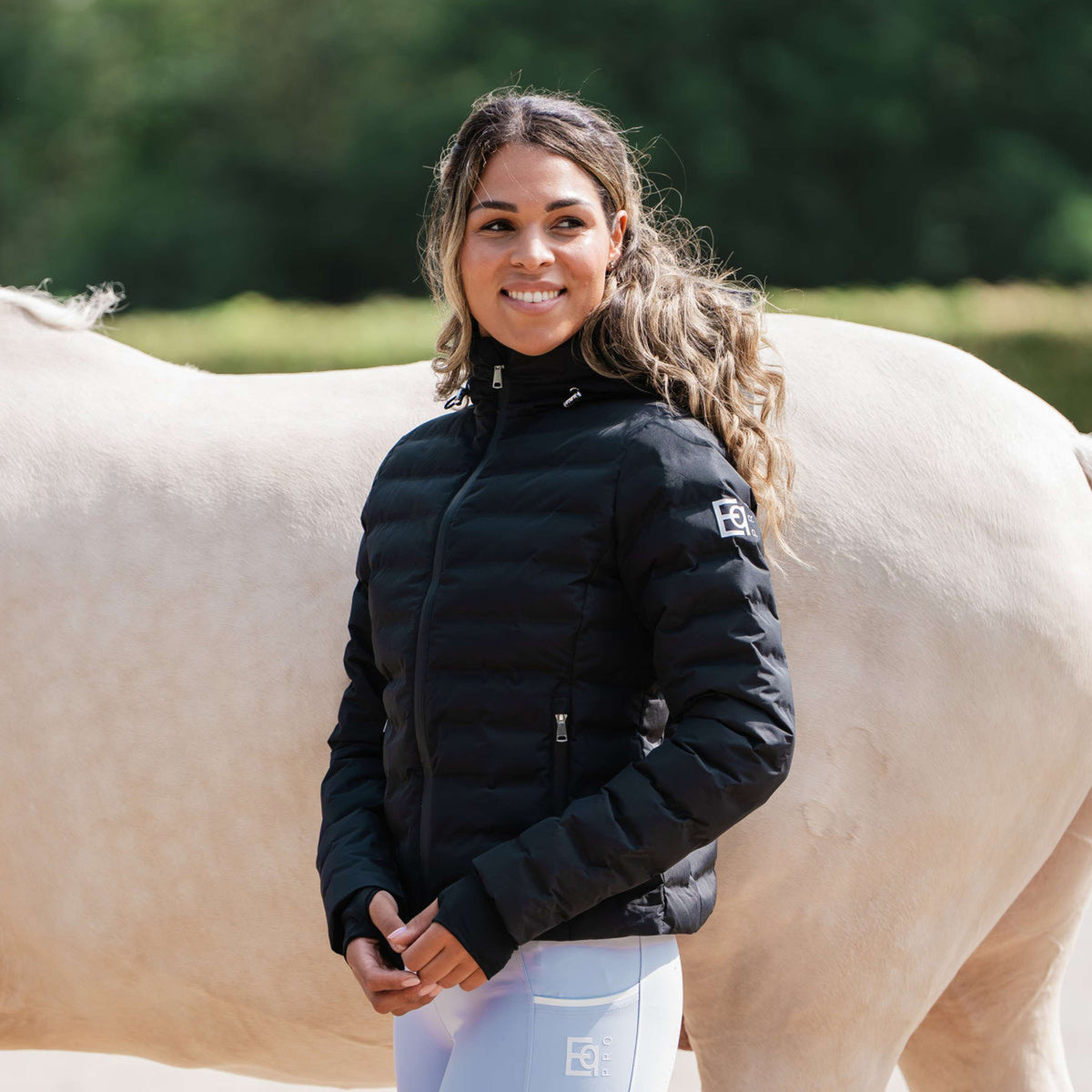 EQPRO Jas Violet Gewatteerd Zwart