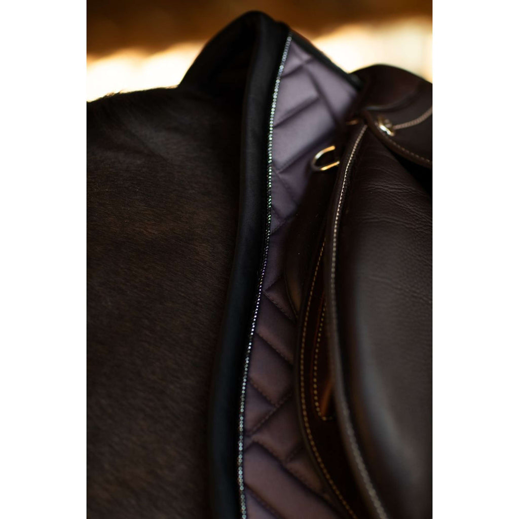 Equestrian Stockholm Zadeldekje Modern Dressuur Dark Violet
