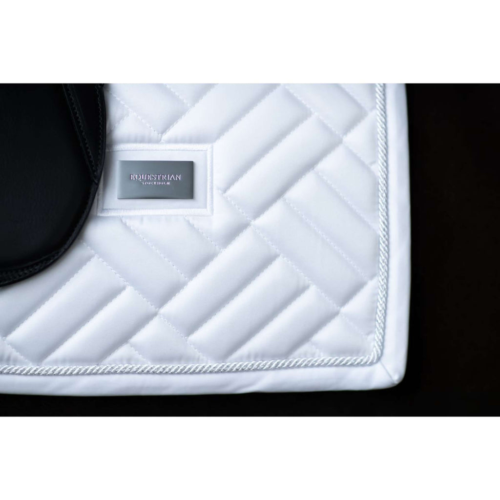 Equestrian Stockholm Zadeldekje Modern Dressuur White Silver