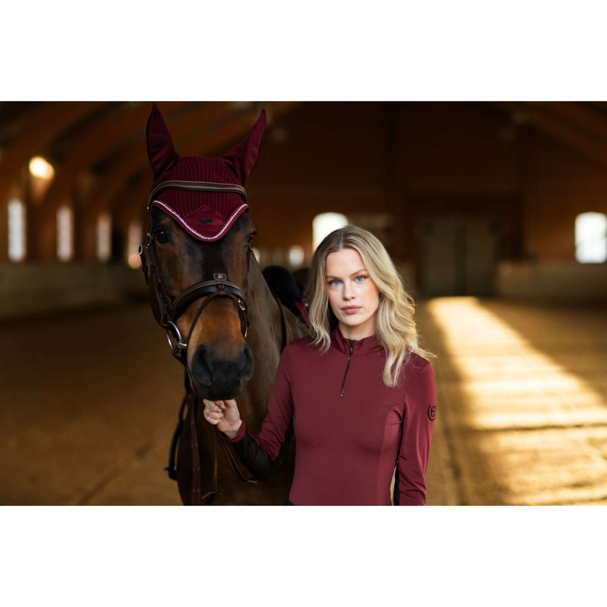 Equestrian Stockholm Oornetje Modern Crystal Bordeaux