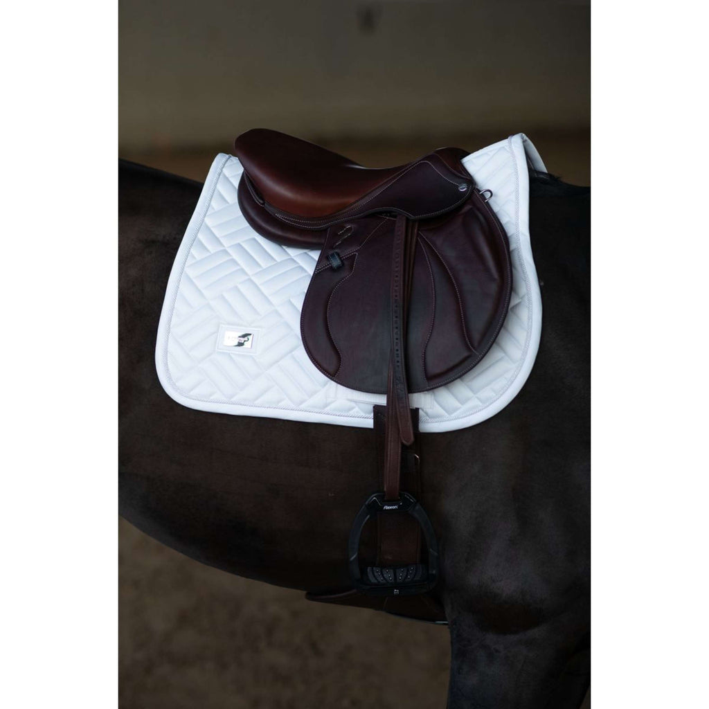 Equestrian Stockholm Zadeldekje Modern Springen White Silver