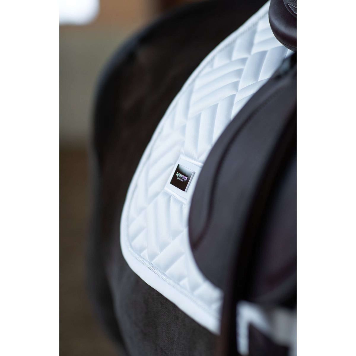 Equestrian Stockholm Zadeldekje Modern Springen White Silver