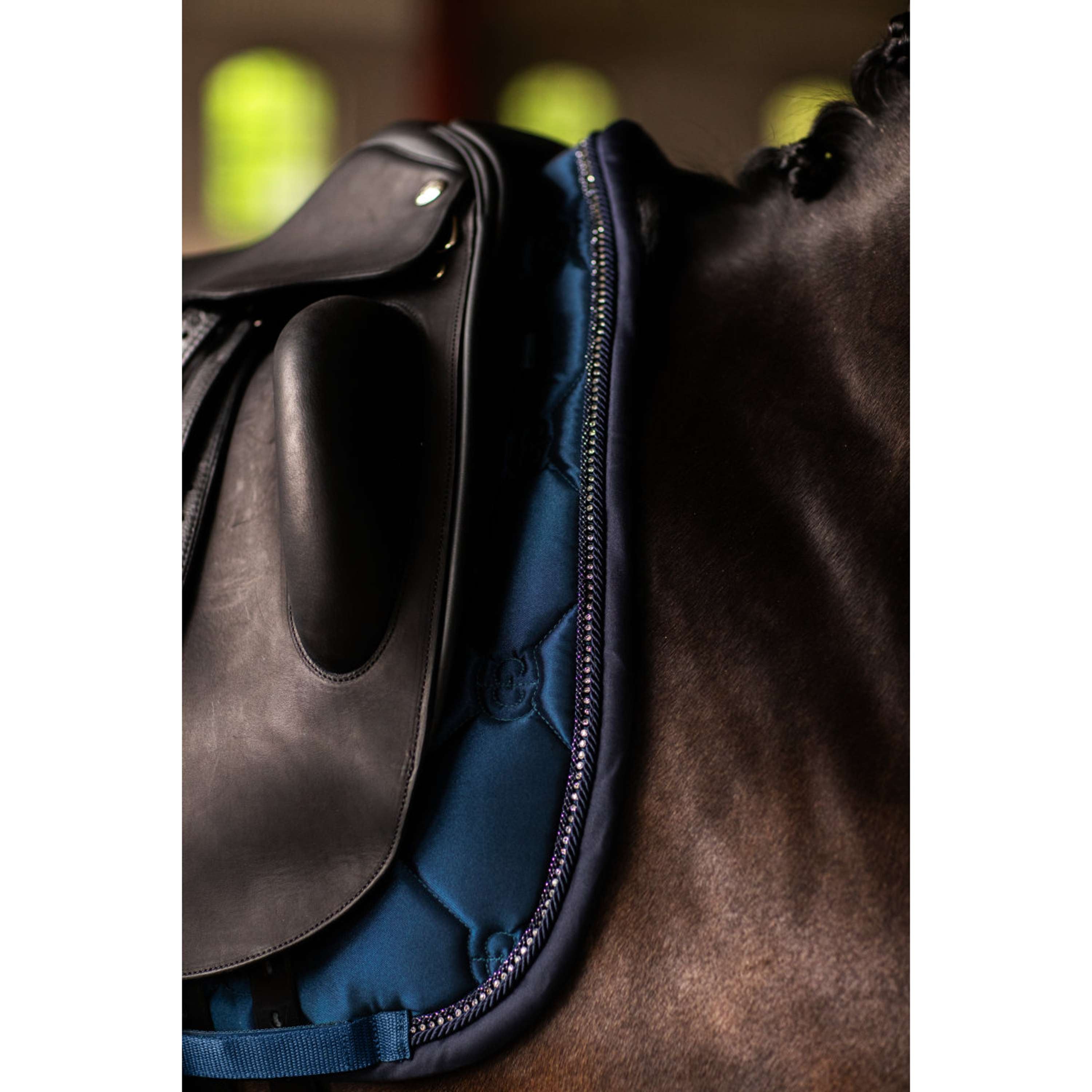 Equestrian Stockholm Zadeldekje Crystal Shine Dressuur Blue Meadow