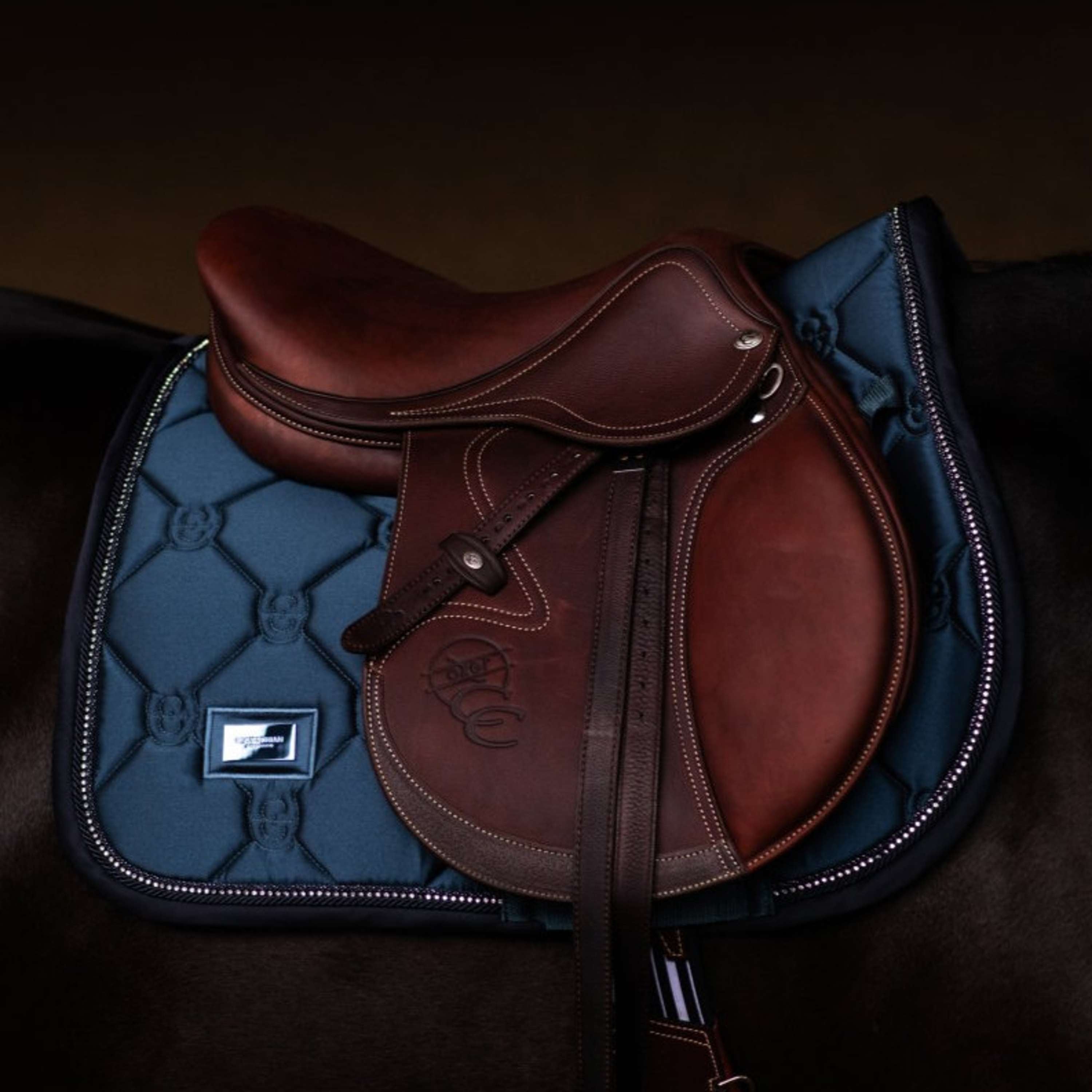 Equestrian Stockholm Zadeldekje Crystal Shine Springen Blue Meadow
