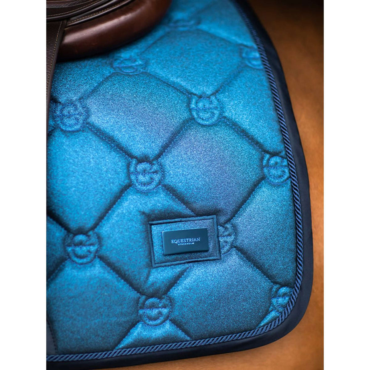 Equestrian Stockholm Zadeldekje Springen Blue Meadow Glimmer