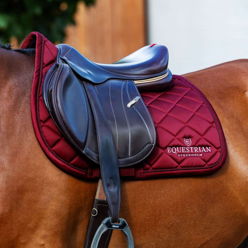 Equestrian Stockholm Zadeldekje Line Springen Bordeaux