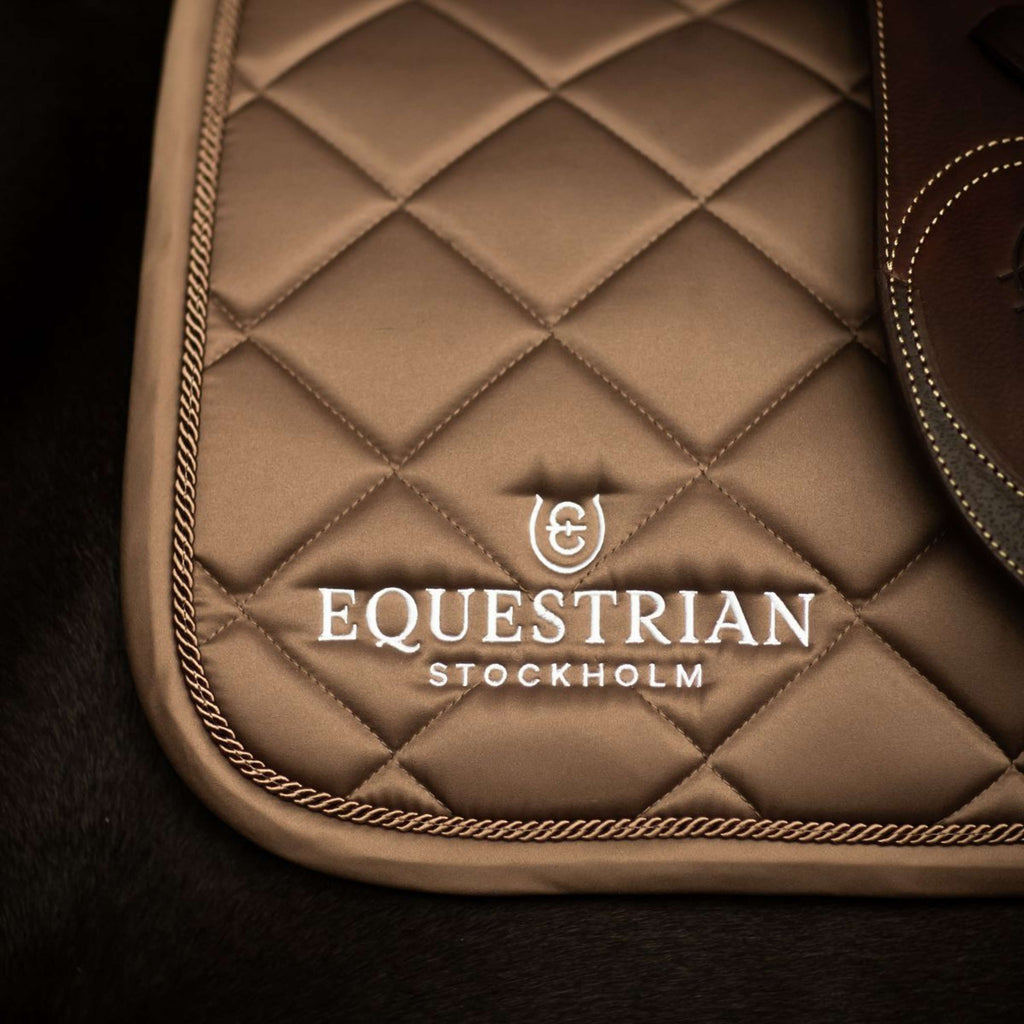 Equestrian Stockholm Zadeldekje Line Springen Champagne